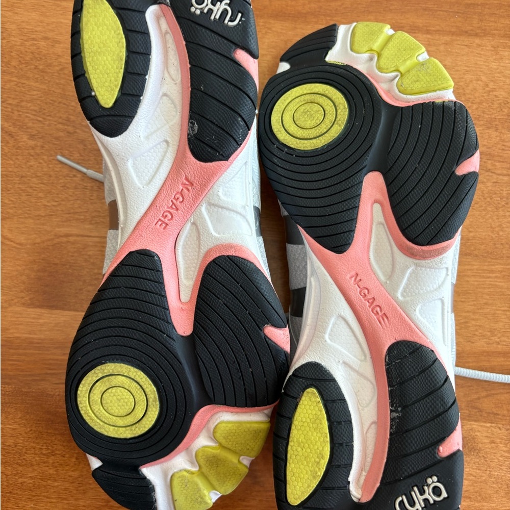 Women's Ryka Athletic Shoes - Picture 7 of 7
